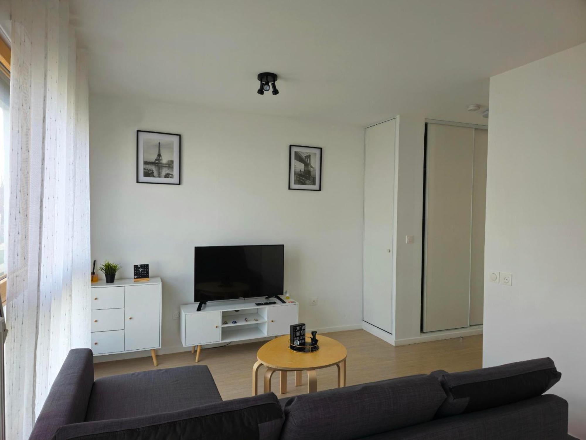 Studio Entre Paris Et Disney Apartamento Bussy-Saint-Georges Exterior foto